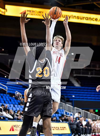 Thumbnail 3 in Crespi vs. Mater Dei photogallery.