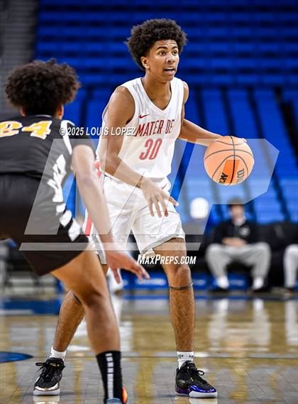 Thumbnail 1 in Crespi vs. Mater Dei photogallery.