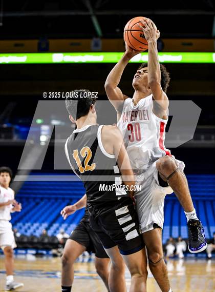 Thumbnail 3 in Crespi vs. Mater Dei photogallery.