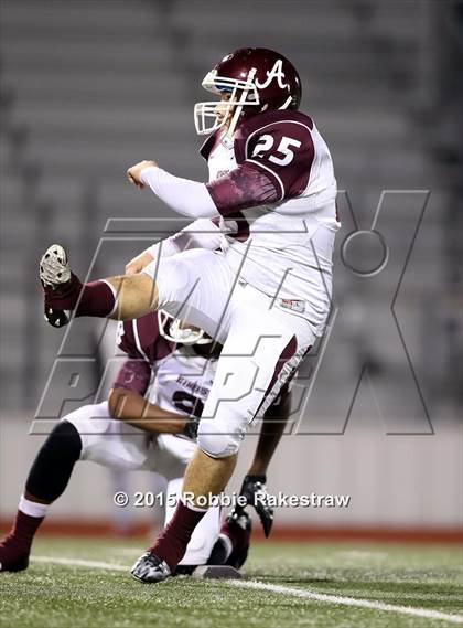 Thumbnail 2 in Athens vs. Princeton (UIL 4A Bi-District Playoff) photogallery.