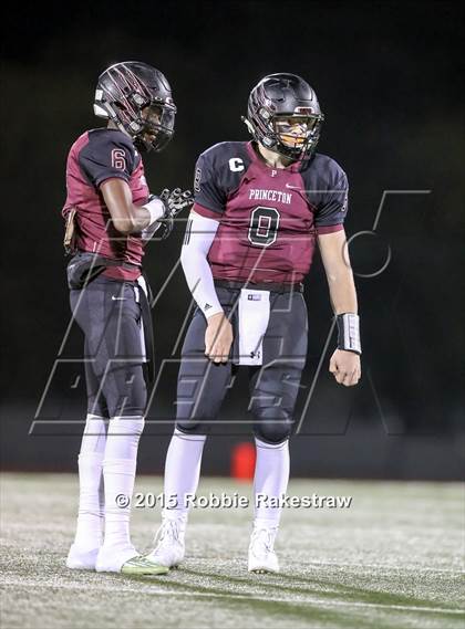 Thumbnail 1 in Athens vs. Princeton (UIL 4A Bi-District Playoff) photogallery.