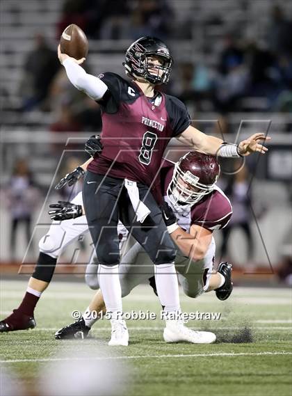 Thumbnail 3 in Athens vs. Princeton (UIL 4A Bi-District Playoff) photogallery.