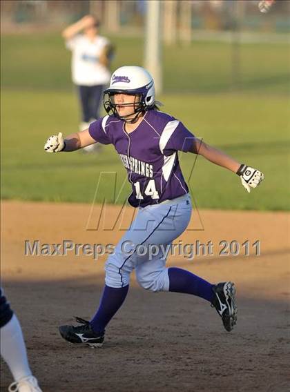Thumbnail 2 in Spanish Springs vs. Oakmont (Victory Pre-Season T.O.C.) photogallery.