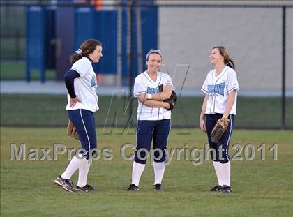 Thumbnail 2 in Spanish Springs vs. Oakmont (Victory Pre-Season T.O.C.) photogallery.