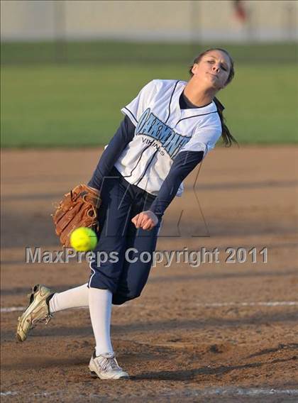 Thumbnail 1 in Spanish Springs vs. Oakmont (Victory Pre-Season T.O.C.) photogallery.