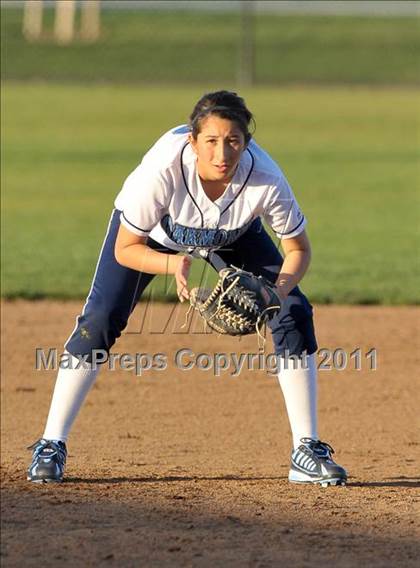 Thumbnail 2 in Spanish Springs vs. Oakmont (Victory Pre-Season T.O.C.) photogallery.