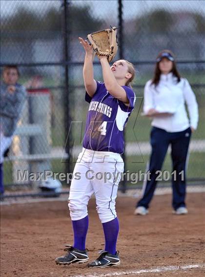 Thumbnail 3 in Spanish Springs vs. Oakmont (Victory Pre-Season T.O.C.) photogallery.