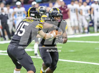 Thumbnail 2 in University Lab vs. St. Thomas More (LHSAA 3A/4A Final)  photogallery.