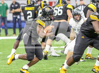 Thumbnail 2 in University Lab vs. St. Thomas More (LHSAA 3A/4A Final)  photogallery.