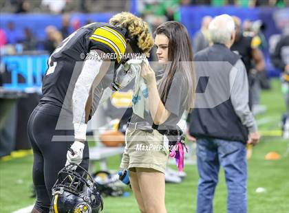 Thumbnail 3 in University Lab vs. St. Thomas More (LHSAA 3A/4A Final)  photogallery.