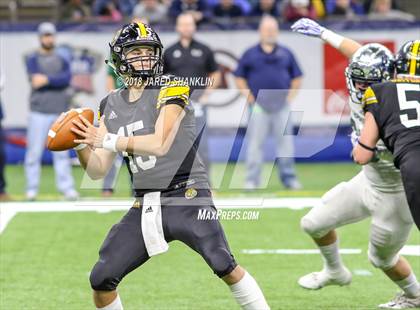 Thumbnail 3 in University Lab vs. St. Thomas More (LHSAA 3A/4A Final)  photogallery.