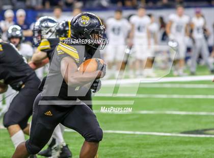 Thumbnail 2 in University Lab vs. St. Thomas More (LHSAA 3A/4A Final)  photogallery.