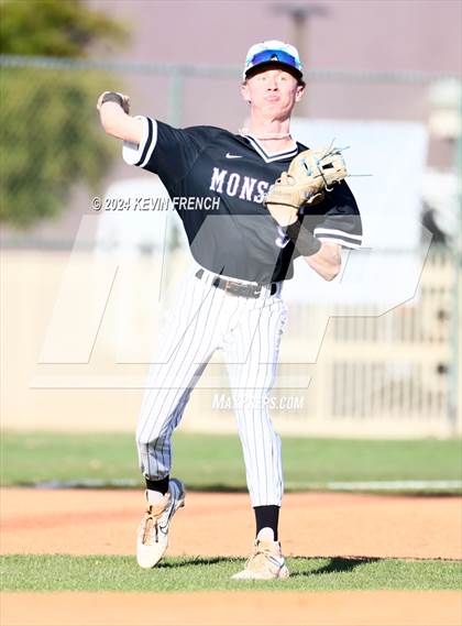 Thumbnail 3 in Douglas County vs. Valley Vista (Coach Bob National Invitational) photogallery.