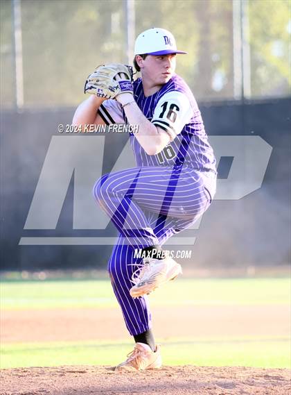 Thumbnail 1 in Douglas County vs. Valley Vista (Coach Bob National Invitational) photogallery.