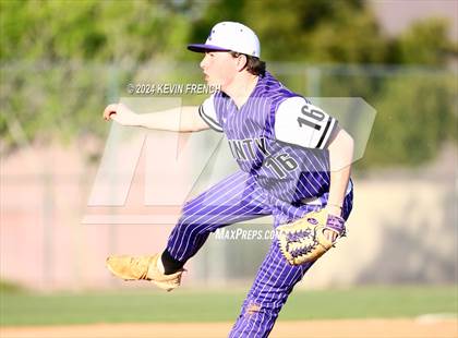Thumbnail 3 in Douglas County vs. Valley Vista (Coach Bob National Invitational) photogallery.