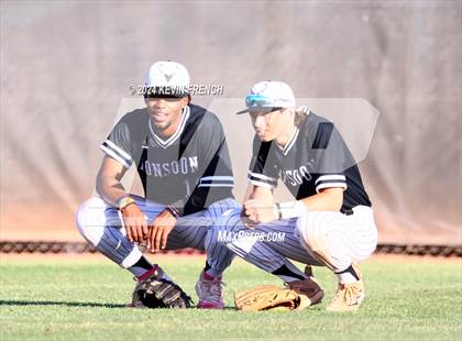 Thumbnail 2 in Douglas County vs. Valley Vista (Coach Bob National Invitational) photogallery.