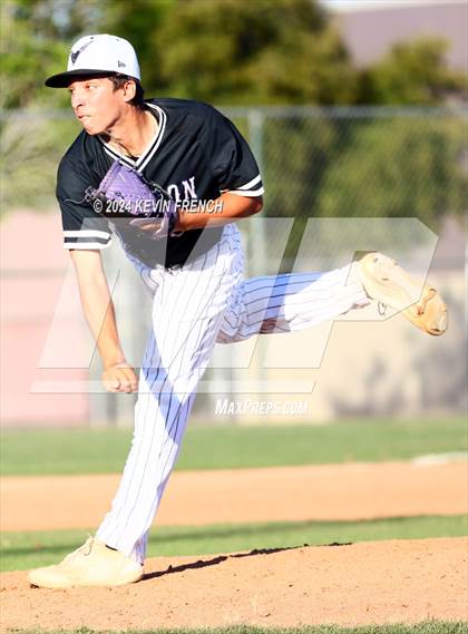 Thumbnail 2 in Douglas County vs. Valley Vista (Coach Bob National Invitational) photogallery.