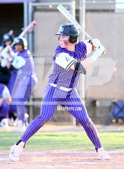 Thumbnail 1 in Douglas County vs. Valley Vista (Coach Bob National Invitational) photogallery.