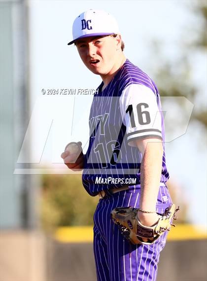 Thumbnail 2 in Douglas County vs. Valley Vista (Coach Bob National Invitational) photogallery.