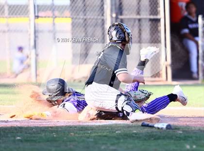 Thumbnail 3 in Douglas County vs. Valley Vista (Coach Bob National Invitational) photogallery.