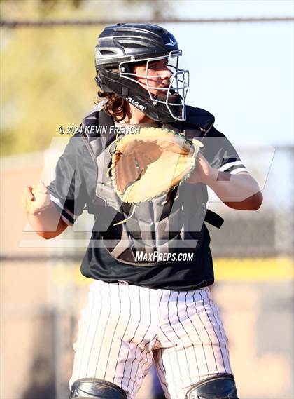 Thumbnail 1 in Douglas County vs. Valley Vista (Coach Bob National Invitational) photogallery.