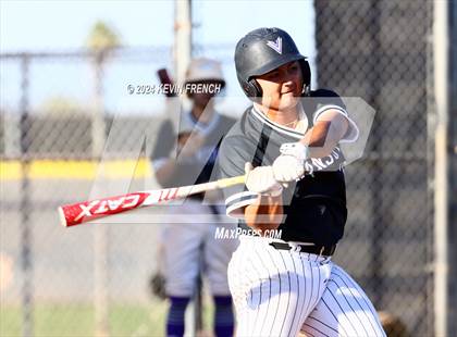 Thumbnail 2 in Douglas County vs. Valley Vista (Coach Bob National Invitational) photogallery.