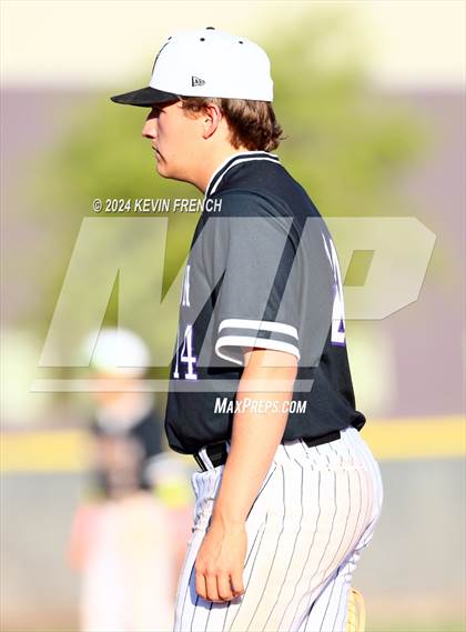 Thumbnail 1 in Douglas County vs. Valley Vista (Coach Bob National Invitational) photogallery.
