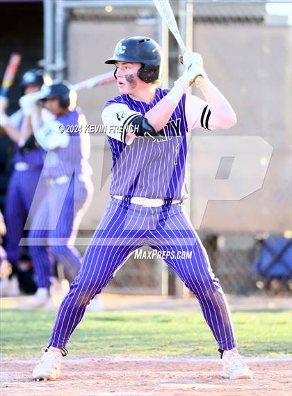 Thumbnail 3 in Douglas County vs. Valley Vista (Coach Bob National Invitational) photogallery.