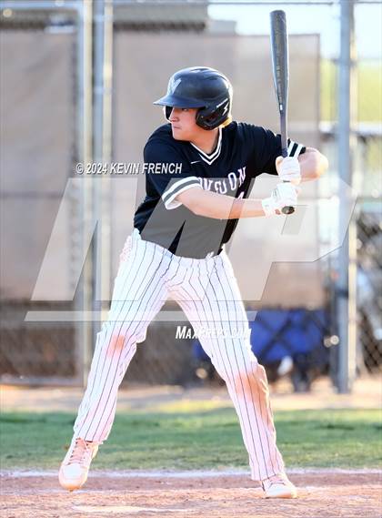 Thumbnail 2 in Douglas County vs. Valley Vista (Coach Bob National Invitational) photogallery.