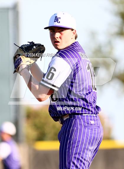 Thumbnail 3 in Douglas County vs. Valley Vista (Coach Bob National Invitational) photogallery.