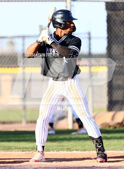 Thumbnail 3 in Douglas County vs. Valley Vista (Coach Bob National Invitational) photogallery.