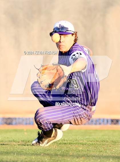 Thumbnail 3 in Douglas County vs. Valley Vista (Coach Bob National Invitational) photogallery.