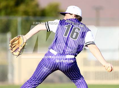 Thumbnail 3 in Douglas County vs. Valley Vista (Coach Bob National Invitational) photogallery.