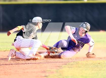 Thumbnail 2 in Douglas County vs. Valley Vista (Coach Bob National Invitational) photogallery.