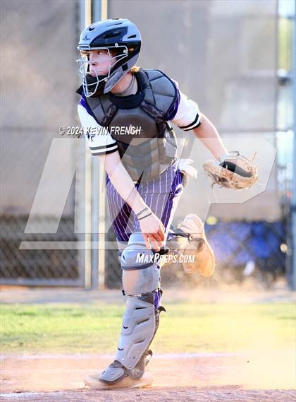 Thumbnail 3 in Douglas County vs. Valley Vista (Coach Bob National Invitational) photogallery.