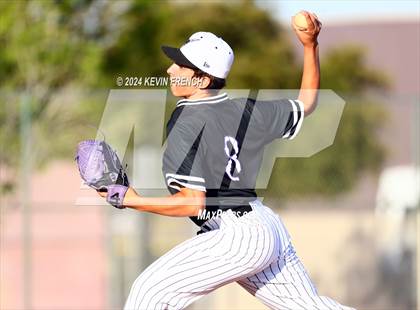 Thumbnail 2 in Douglas County vs. Valley Vista (Coach Bob National Invitational) photogallery.