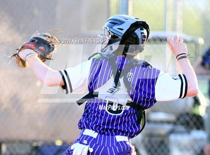 Thumbnail 2 in Douglas County vs. Valley Vista (Coach Bob National Invitational) photogallery.