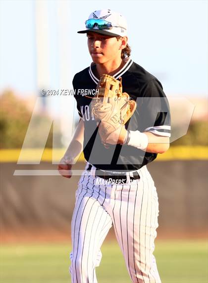 Thumbnail 3 in Douglas County vs. Valley Vista (Coach Bob National Invitational) photogallery.