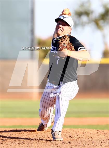 Thumbnail 1 in Douglas County vs. Valley Vista (Coach Bob National Invitational) photogallery.