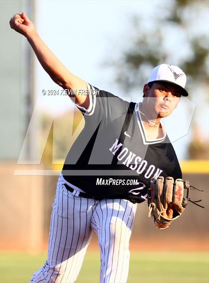 Thumbnail 3 in Douglas County vs. Valley Vista (Coach Bob National Invitational) photogallery.
