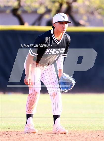 Thumbnail 3 in Douglas County vs. Valley Vista (Coach Bob National Invitational) photogallery.