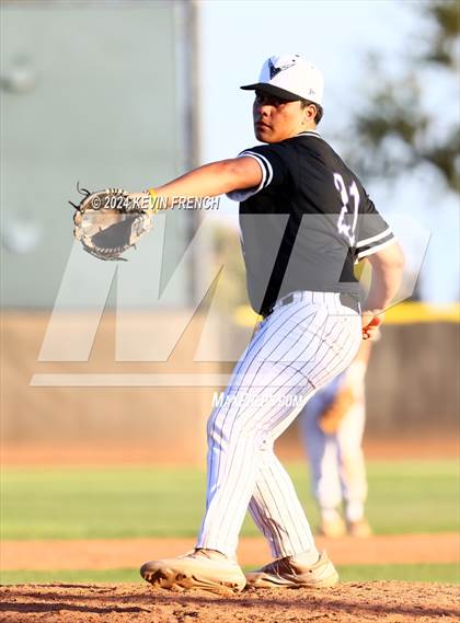 Thumbnail 3 in Douglas County vs. Valley Vista (Coach Bob National Invitational) photogallery.