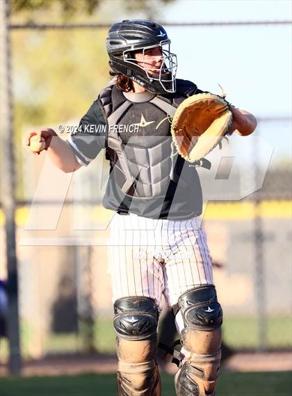 Thumbnail 2 in Douglas County vs. Valley Vista (Coach Bob National Invitational) photogallery.