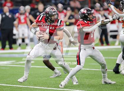 Thumbnail 2 in Union Parish vs. Many(LHSAA Division III Non-Select Final) photogallery.