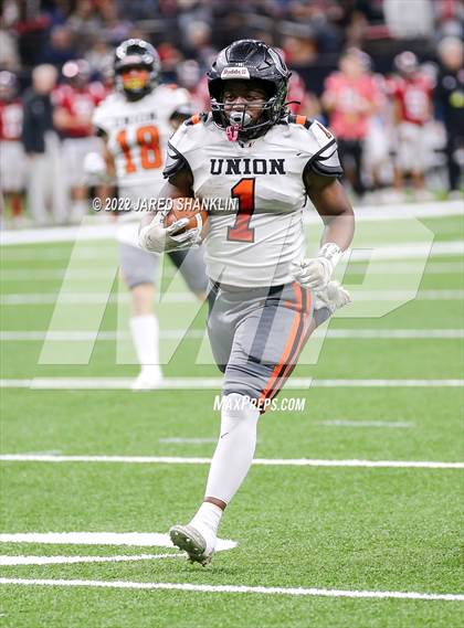 Thumbnail 1 in Union Parish vs. Many(LHSAA Division III Non-Select Final) photogallery.