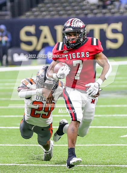 Thumbnail 1 in Union Parish vs. Many(LHSAA Division III Non-Select Final) photogallery.
