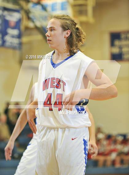 Thumbnail 3 in Pisgah @ West Henderson photogallery.