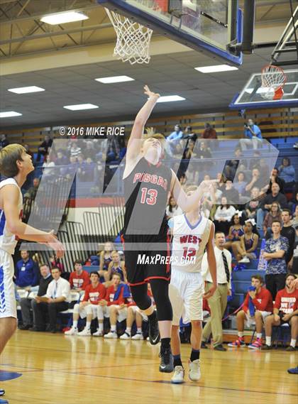 Thumbnail 2 in Pisgah @ West Henderson photogallery.