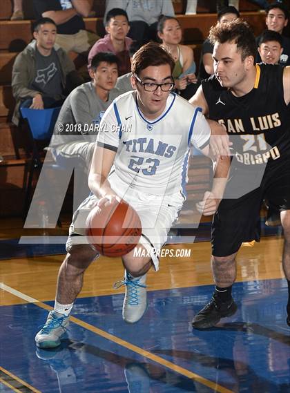 Thumbnail 3 in San Luis Obispo vs. San Marino (CIF D4AA Second Round) photogallery.