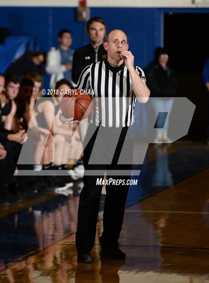 Thumbnail 2 in San Luis Obispo vs. San Marino (CIF D4AA Second Round) photogallery.